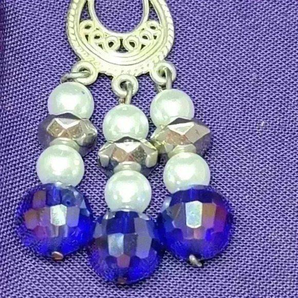 Beautiful Silvertone Bead Tassel Earrings - Picture 2 of 3